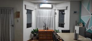 Ezeiza 3 departamento privado a 15 minutos del aeropuerto hasta 7 personas OPCIONAL TRANFER DESDE Y HACIA EL AEROPUERTO DE EZEIZA LAS 24 HORAS pet friendly conexion con Aeroparque