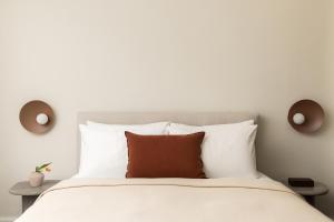 Tsimiski View CityCenter Boutique Suite - By Nuvia Domus