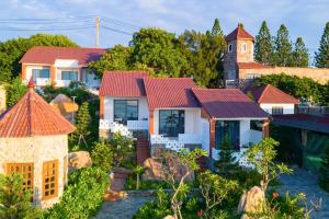 Adora Bay Ke Ga Beach Resort