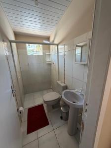 House with swimming pool, to accommodate up to 14 people