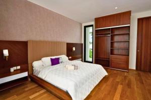 Chiasa Spacious 7 BR Private Pool Villa ZN397