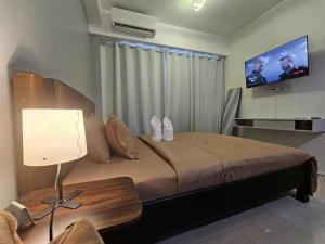 Shore Residences Mall of Asia Caitlin D