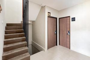 Urbanview Daily Guest House Pasteur Bandung