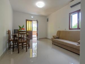 Panoramic Apartments Ani - Superior Two Bedroom Apartment with Terrace and Sea View