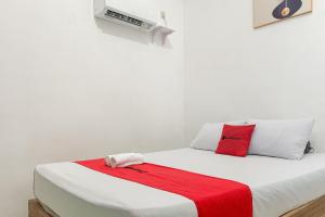 RedDoorz at Villa Zea Sayangheulang Garut