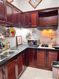 Big Promo! Spacious Balcony Retreat in Thao Dien R01