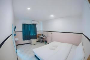 XX Mitr Inn Phuket Island - Phuket Old Town
