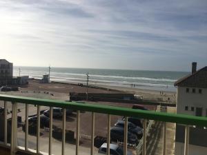 Appartement 2 chambres plage avec vue mer et parking privé, animaux admis - FR-1-482-164
