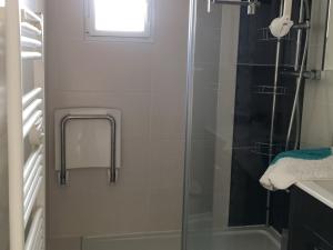 Fort Mahon Plage : Appartement 3 Chambres à 200m de la Plage avec Balcon et Parking - FR-1-482-163