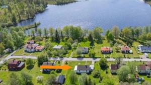 Idyllic vacation home with lakeview