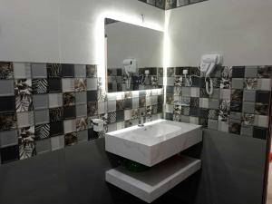 Biyagama Highway view Luxury House