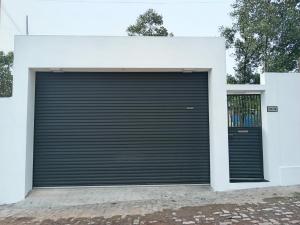 Biyagama Highway view Luxury House