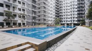 MOA Complex 1 Bedroom with balcony SG Suite 2 at Shore 3