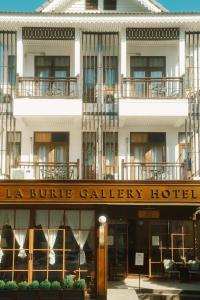 La Burie Gallery Hotel