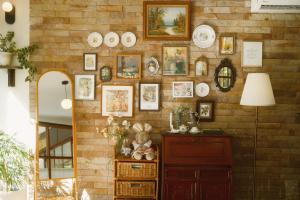 La Burie Gallery Hotel