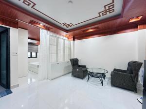 Mys House & Apartment