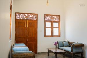 Palms and Paradise Lanka