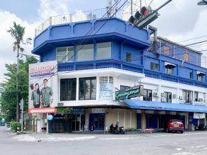 Urbanview ANT Living near Jalan Slamet Riyadi Solo