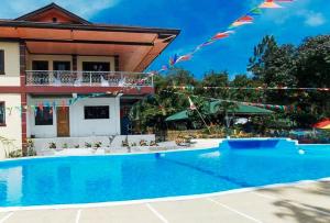 Sunrise Garden Lake Resort