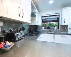 Modern, Stylish House In The Heart Of Whitechapel!