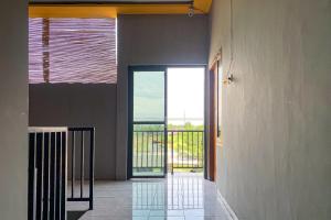 Nay Guesthouse near UMS Mitra RedDoorz