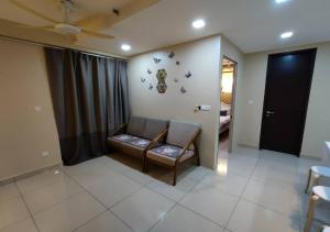 Trefoil Setia Alam 2 Bedroom Cozy Apartment Near Setia City Mall