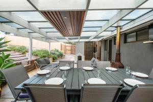 Stylish Beachside Escape in Ocean Grove