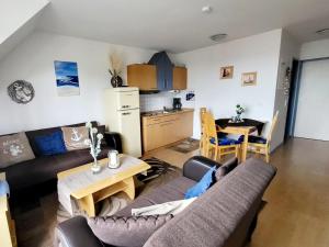Ferienwohnung Boddenblick Breege - Balkon, Wasserblick, komplette Küche