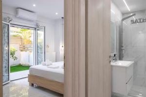 Comfy Beachside Flat