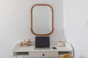 Satu Granada Modern Apartment in the Albaicín