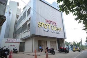 Hotel Spot Light