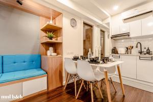 UP TO 6 PAX! Spacious Loft 2 BR near High Street, BGC Fort Victoria The Fort, Taguig City