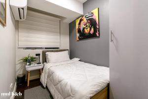 UP TO 6 PAX! Spacious Loft 2 BR near High Street, BGC Fort Victoria The Fort, Taguig City