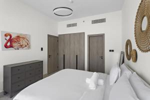 Cosy 1BR in the center of JVC