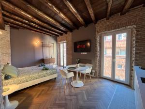 Bergamo Center - 5 min from Station