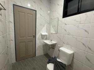 Soft Blue Home, Krabi Town