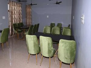 Hotel O The Glide Inn Hotel & Restaurant