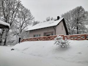 Dom w Miłkowie k Karpacza z widokiem na Karkonosze