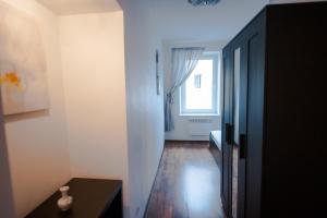 V 18 - Superior & Great views to Vokieciu street