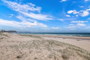 Jefferson Cove - Relaxed Poolside Escape by the Sea