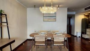 Beachfront 3BR Condo with Ocean-View Balcony