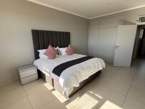 Glenhazel Square Apartments