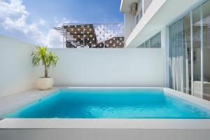 Dreamland 1BR Villa with Private Pool 3 min Walk to Beach, Pecatu