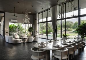 LohonoStays Villa Heritage Farms A