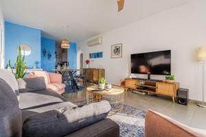 Sunset Sea View Apartment in Kissonerga