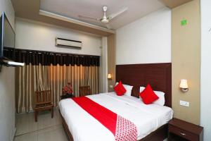 Super Hotel O by OYO Surya Continental