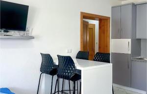 2 Bedroom Gorgeous Apartment In Vir