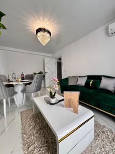 Ultracentral Piata Victoriei 50- City Center View