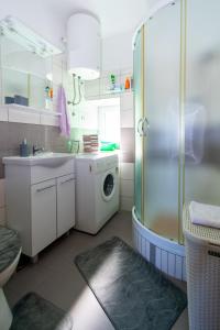 Apartments by the sea Preko, Ugljan - 11914