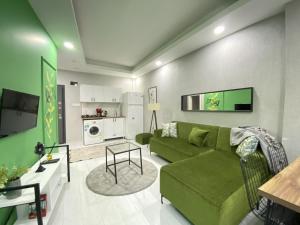 Bright 1BR Apartment - 80m to İstiklal Street